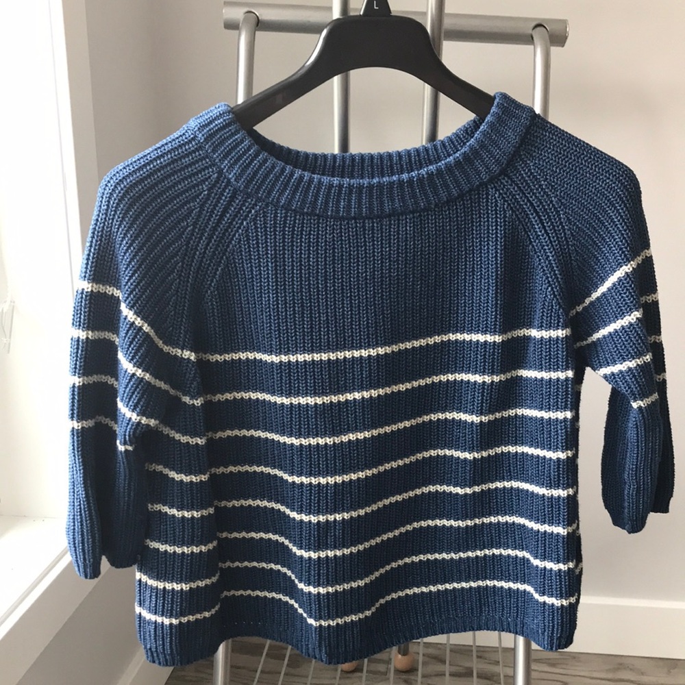 HOST PICK 🌺- Fossil cropped oversized cotton sweater size M